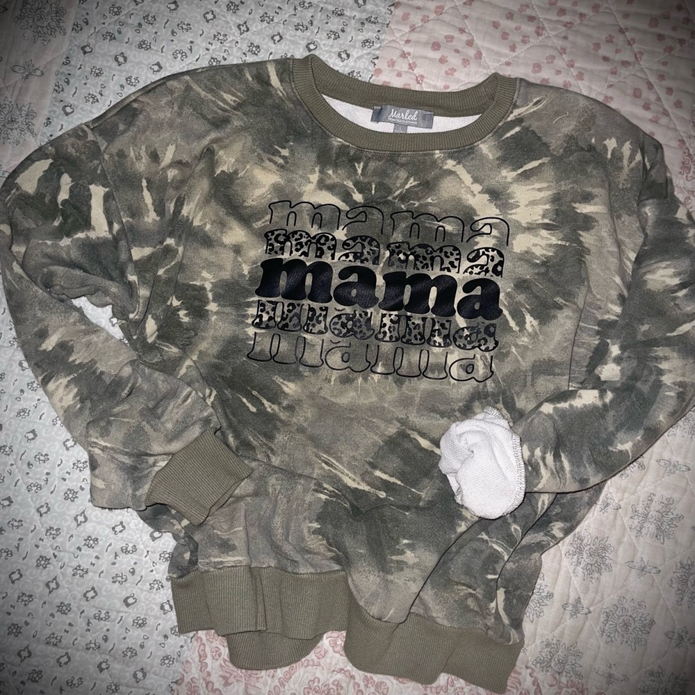 Green mixed tie dye Mama shirt size large